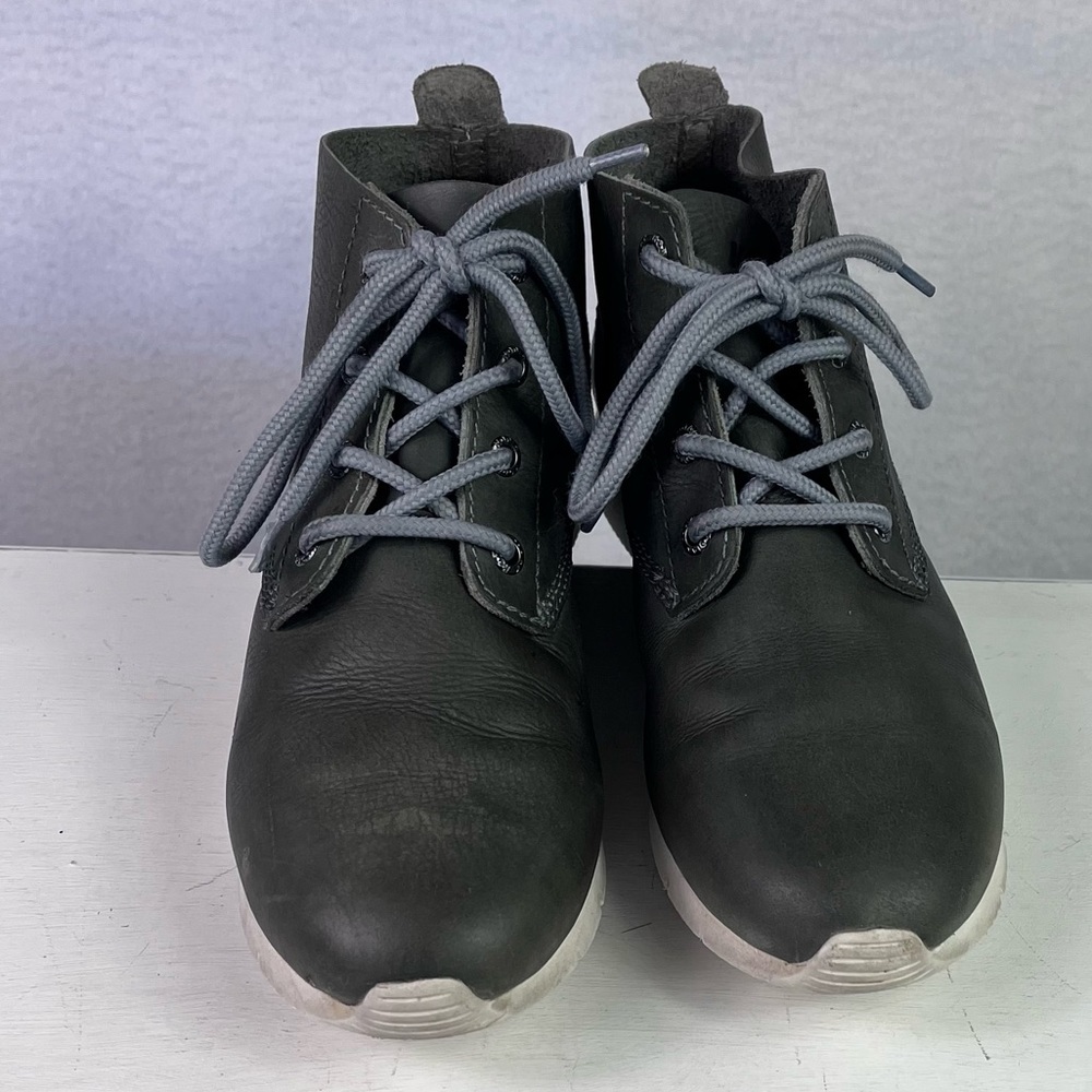 Kodiak Brown Leather Chukka Shoe Boots